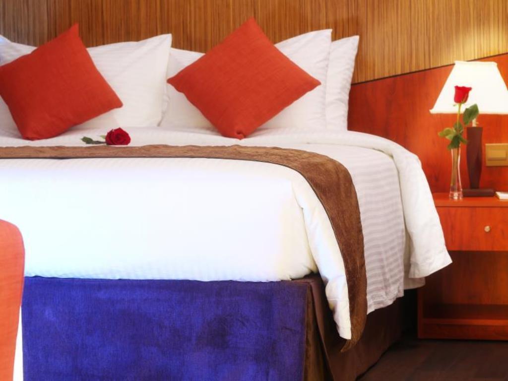 Best Western Plus Salmiya Kuwait City Exterior foto