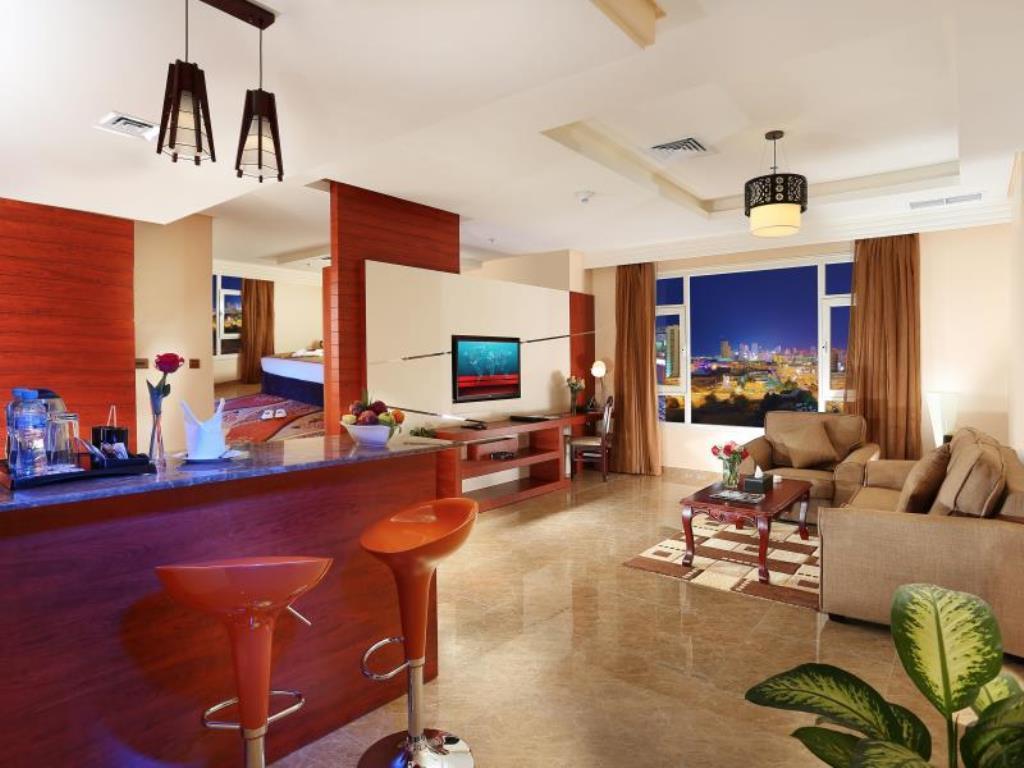 Best Western Plus Salmiya Kuwait City Exterior foto